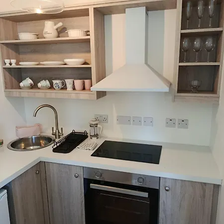 דירה The Free Range At The Cracked Hen *