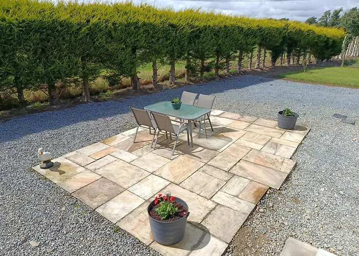 The Free Range At The Cracked Hen Appartement