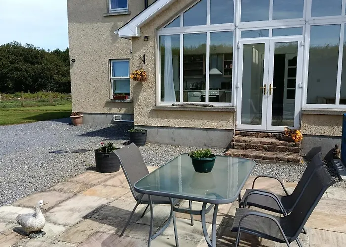 The Free Range At The Cracked Hen * 고리