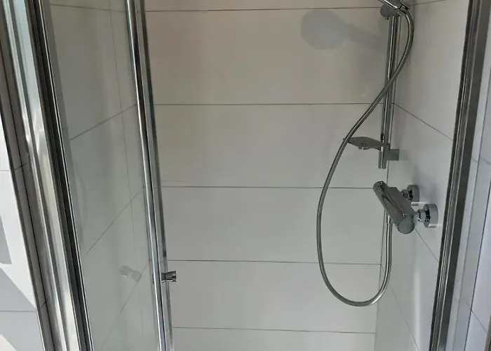 The Free Range At The Cracked Hen Appartement Gorey